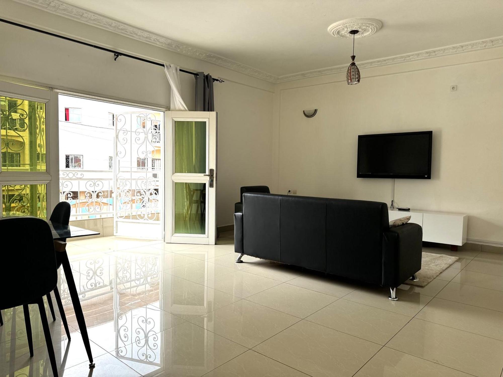 Appartements Modernes, Wifi, Tv - Yaounde, Omnisports Εξωτερικό φωτογραφία