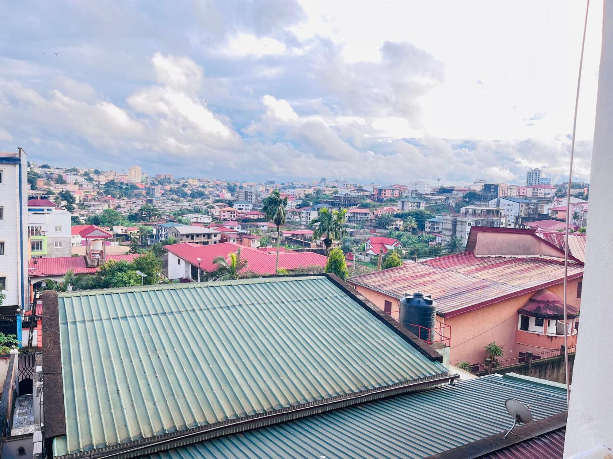 Appartements Modernes, Wifi, Tv - Yaounde, Omnisports Εξωτερικό φωτογραφία