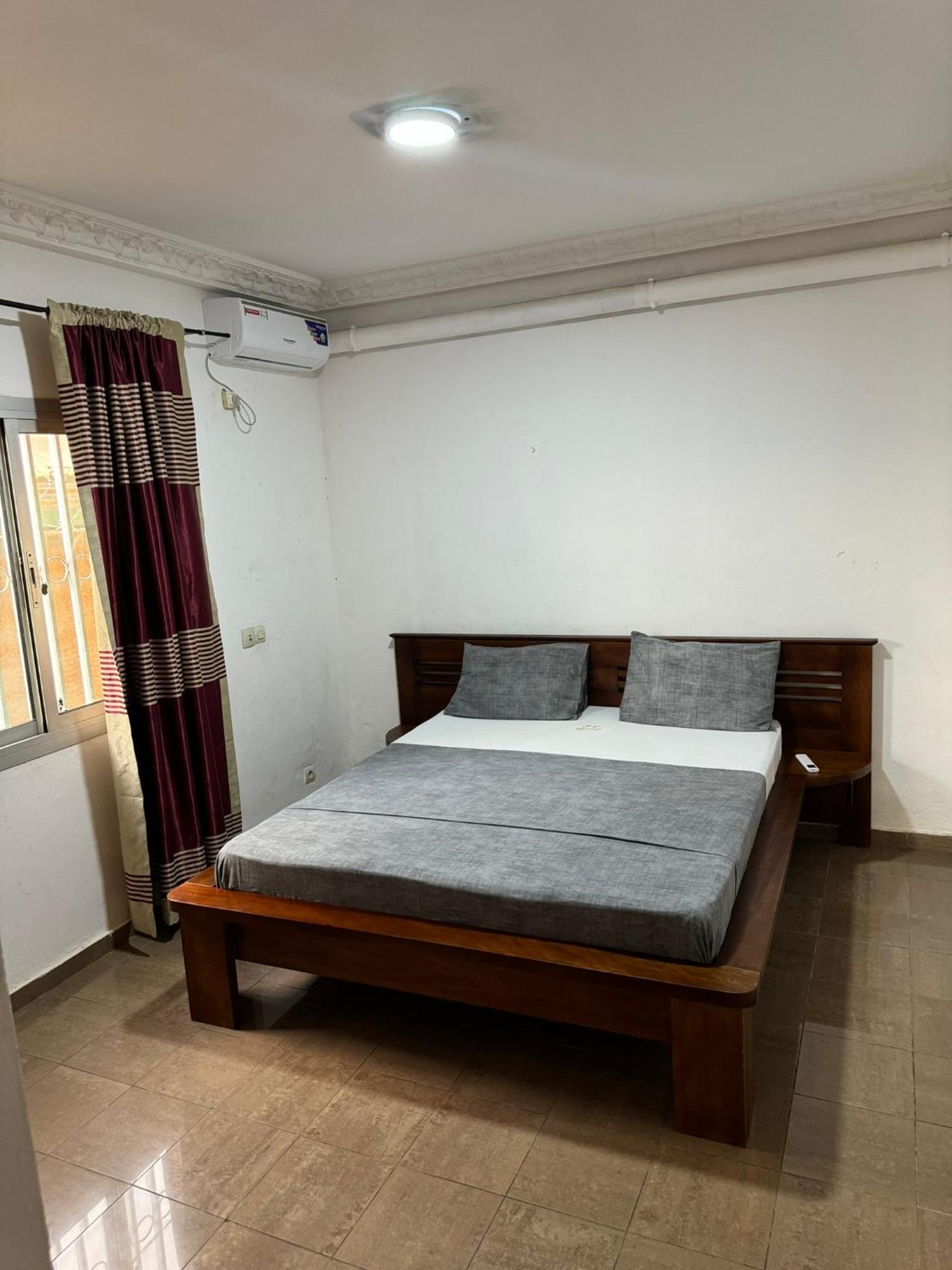 Appartements Modernes, Wifi, Tv - Yaounde, Omnisports Εξωτερικό φωτογραφία
